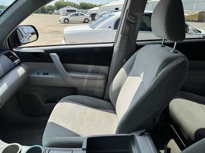2010 Toyota Highlander, $8990. Photo 10