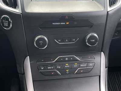 2018 Ford Edge, $9491. Photo 5