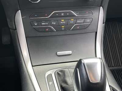 2018 Ford Edge, $9491. Photo 6