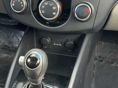 2011 Kia Forte, $5120. Photo 5