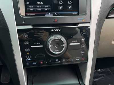 2014 Ford Explorer, $10497. Photo 5