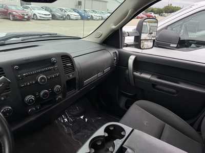 2014 Chevrolet 3500 Reg Cab, $15997. Photo 12