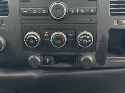 2014 Chevrolet 3500 Reg Cab, $15997. Photo 4