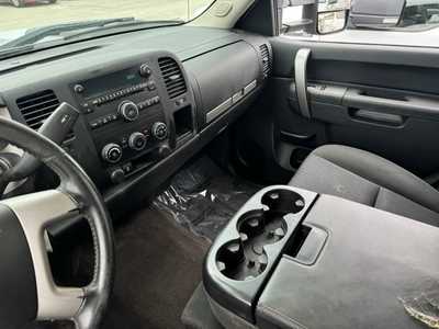2014 Chevrolet 3500 Reg Cab, $15997. Photo 6