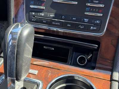 2015 Lincoln Navigator, $14990. Photo 7