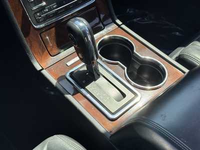 2015 Lincoln Navigator, $14990. Photo 9