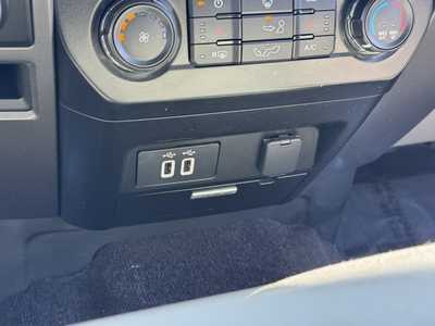 2016 Ford F150 Crew Cab, $16990. Photo 8