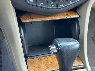 2003 Honda Accord, $4790. Photo 5