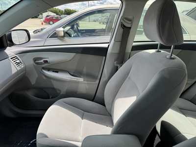 2012 Toyota Corolla, $4990. Photo 12