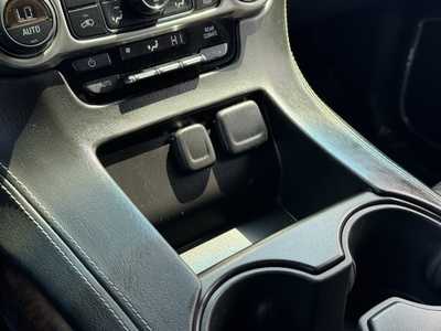 2015 Chevrolet Suburban, $14990. Photo 7