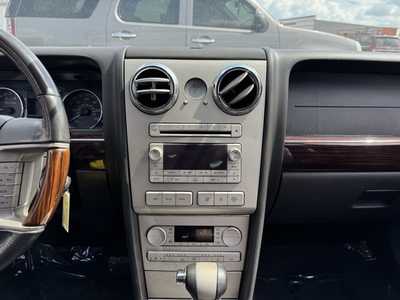 2006 Lincoln Zephyr, $4998. Photo 2
