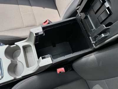 2012 Ford Escape, $5626. Photo 12