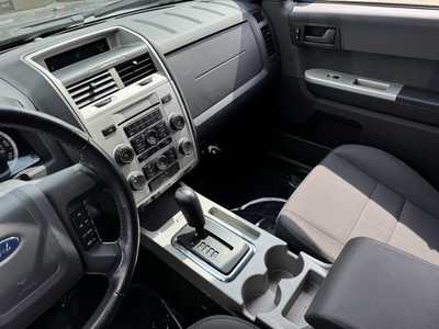2012 Ford Escape, $5626. Photo 6