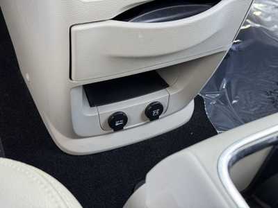 2012 Chrysler Town & Country, $7990. Photo 7