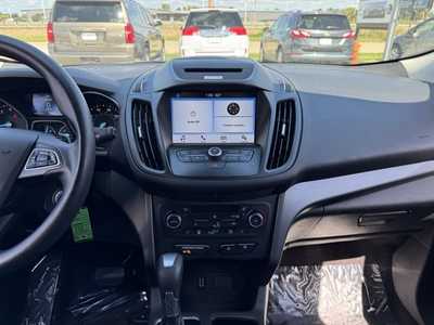 2017 Ford Escape, $10199. Photo 2