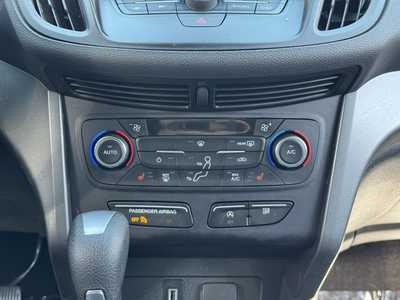 2017 Ford Escape, $10199. Photo 6