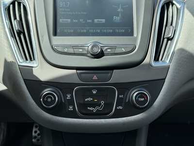 2016 Chevrolet Malibu, $11490. Photo 5