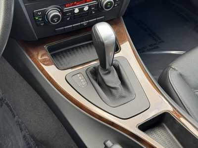 2011 BMW 3 Series, $10490. Photo 5