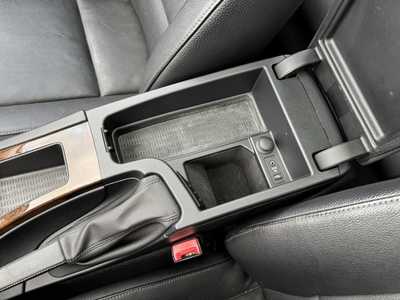 2011 BMW 3 Series, $10490. Photo 9