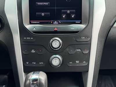 2014 Ford Explorer, $7497. Photo 5