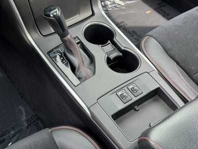 2015 Toyota Camry, $14000. Photo 9