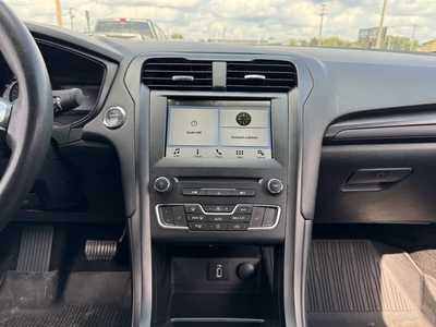 2018 Ford Fusion, $9591. Photo 2