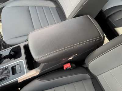2019 Ford Escape, $12590. Photo 12