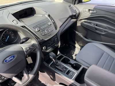 2019 Ford Escape, $12590. Photo 9