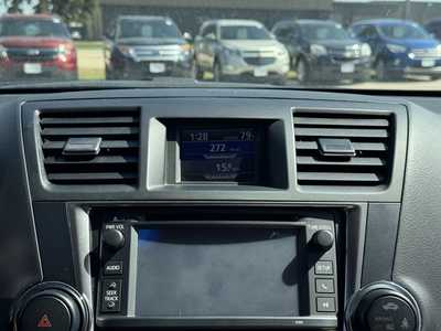 2013 Toyota Highlander, $9990. Photo 3