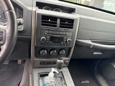2012 Jeep Liberty, $8899. Photo 7