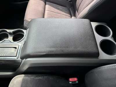 2012 Ford F150 Crew Cab, $9490. Photo 8