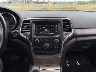 2017 Jeep Grand Cherokee, $14990. Photo 2