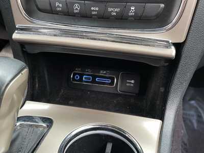 2017 Jeep Grand Cherokee, $14990. Photo 7