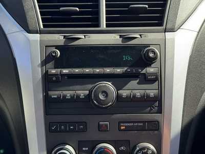 2011 Chevrolet Traverse, $7999. Photo 3