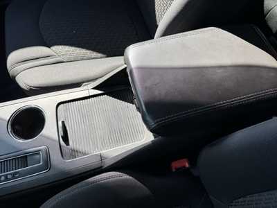 2011 Chevrolet Traverse, $7999. Photo 9