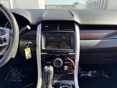 2012 Ford Edge, $7190. Photo 2