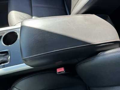 2012 Ford Edge, $7190. Photo 7