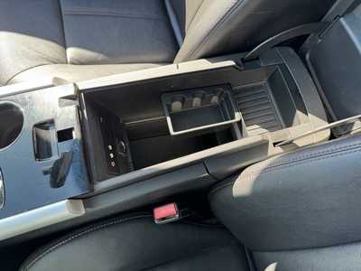 2012 Ford Edge, $7190. Photo 8