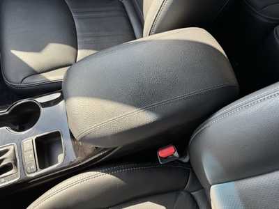 2015 Kia Sorento, $11999. Photo 8