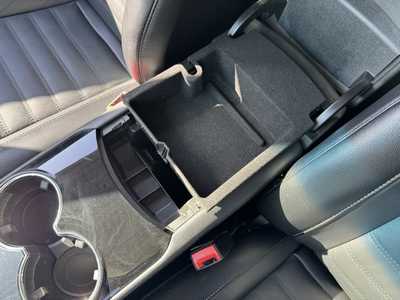 2015 Ford Edge, $8590. Photo 11