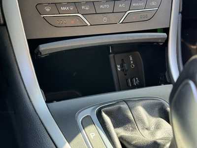 2015 Ford Edge, $8590. Photo 7