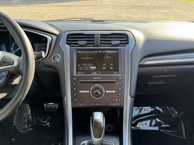 2016 Ford Fusion, $6490. Photo 2
