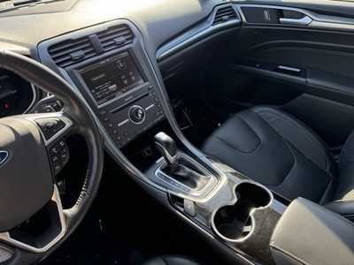 2016 Ford Fusion, $6490. Photo 6