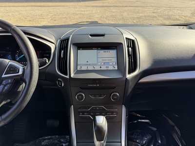 2017 Ford Edge, $8991. Photo 2