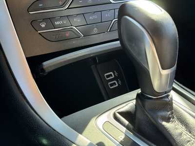 2017 Ford Edge, $8991. Photo 7