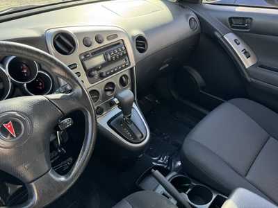 2007 Pontiac Vibe, $7999. Photo 5