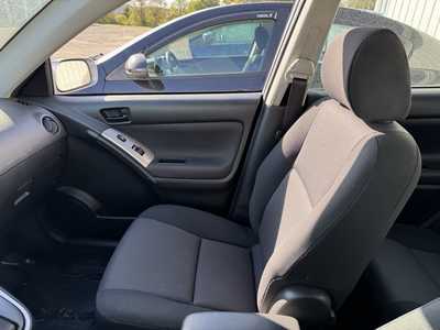 2007 Pontiac Vibe, $7999. Photo 9