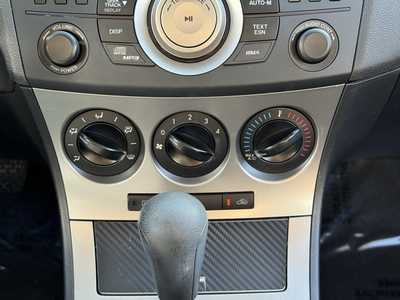 2011 Mazda Mazda3, $8999. Photo 4