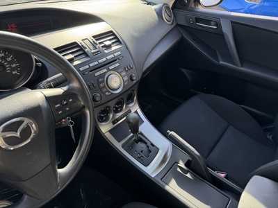 2011 Mazda Mazda3, $8999. Photo 6