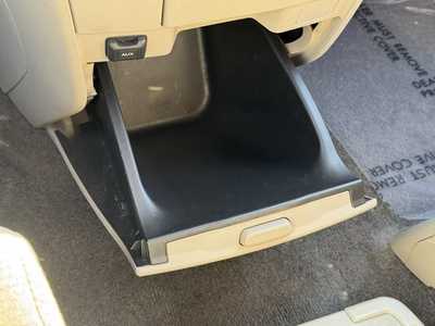 2013 Honda Odyssey, $8000. Photo 10